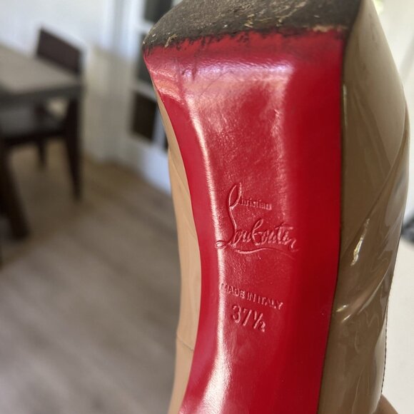 Christian Louboutin Heels IT 37.5 Beige Patent Leather Platform red bottoms pump - Picture 4 of 14